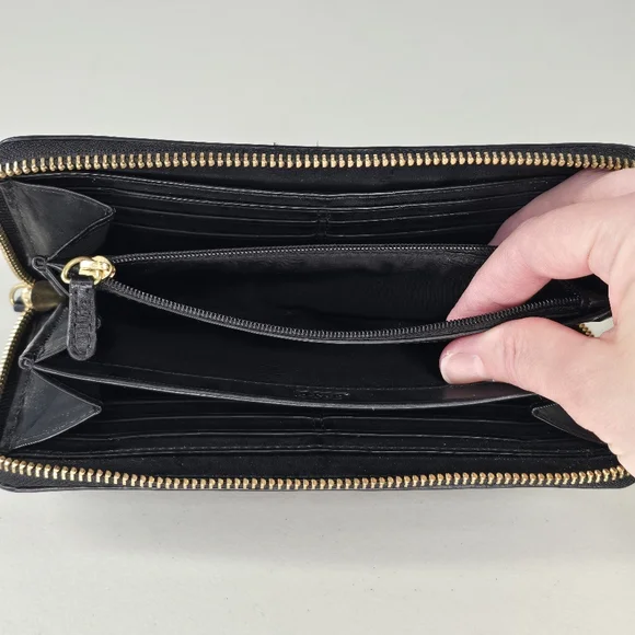 Coach Campbell Black Leather Zip Around Clutch Wallet Gold Hardware - Picture 7 of 8